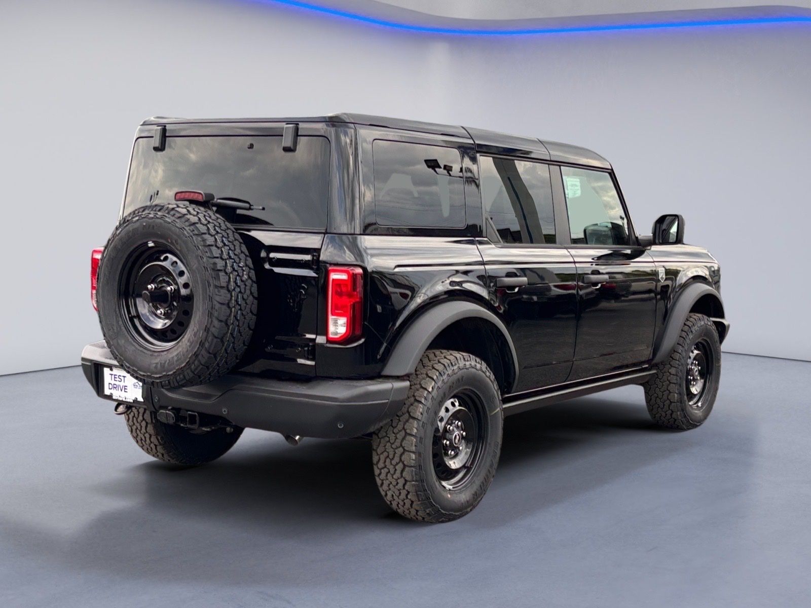 View vehicle photo 3