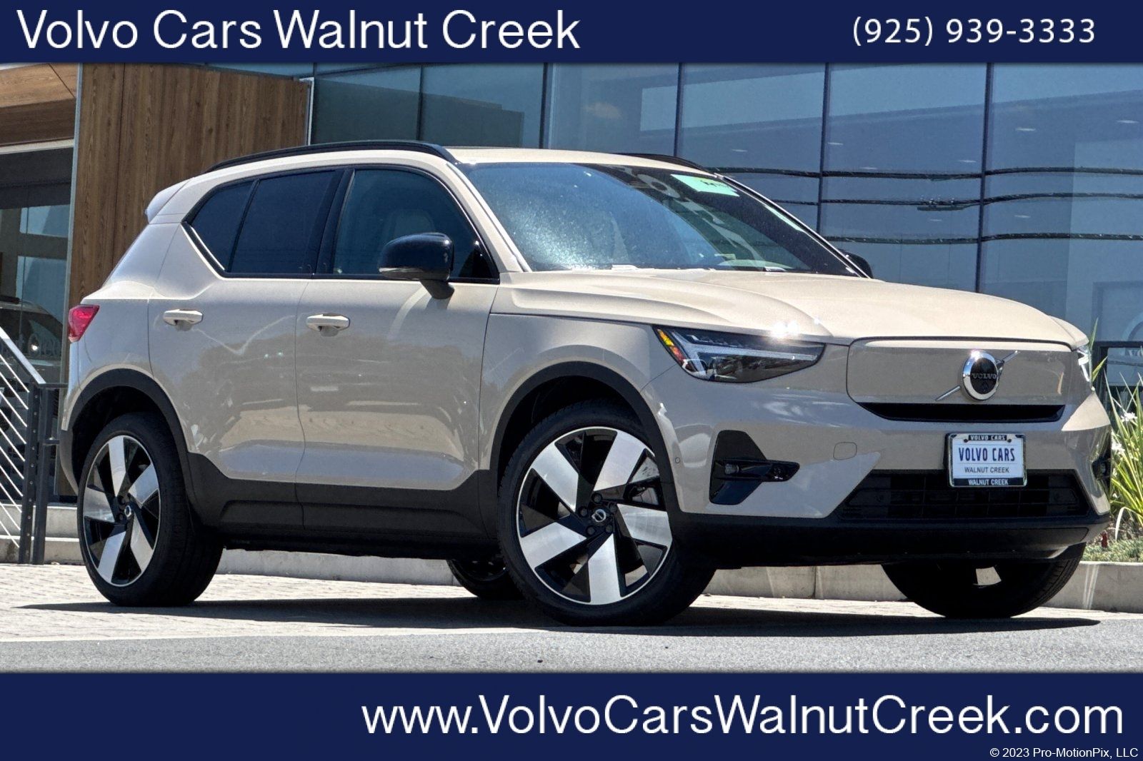 Sand Dune Metallic 2026 Volvo EX40 Plus RWD SUV / Crossover Rear-Wheel Drive 1-Speed Automatic