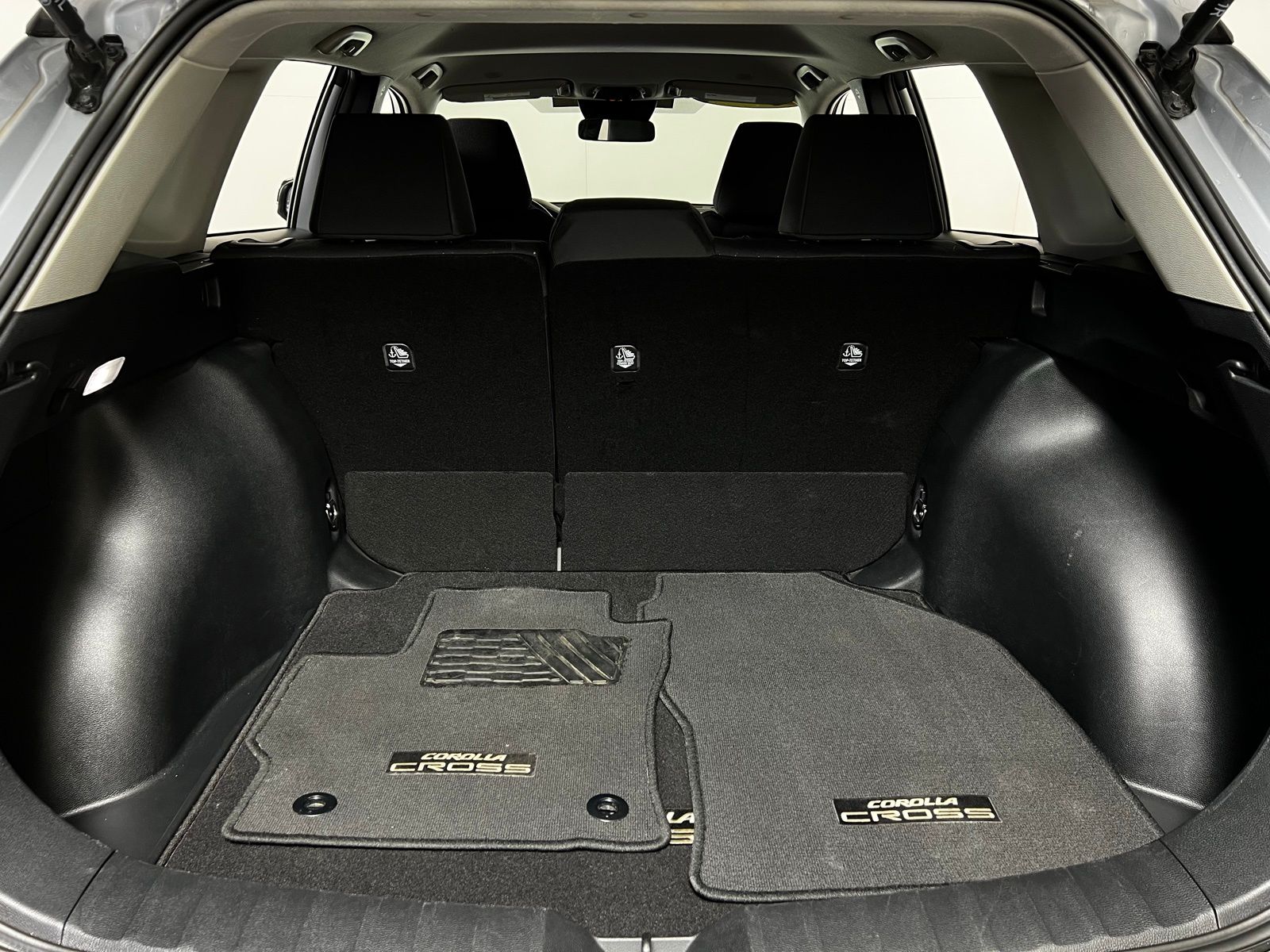 Thumbnail: 2025 Toyota Corolla Cross - 23