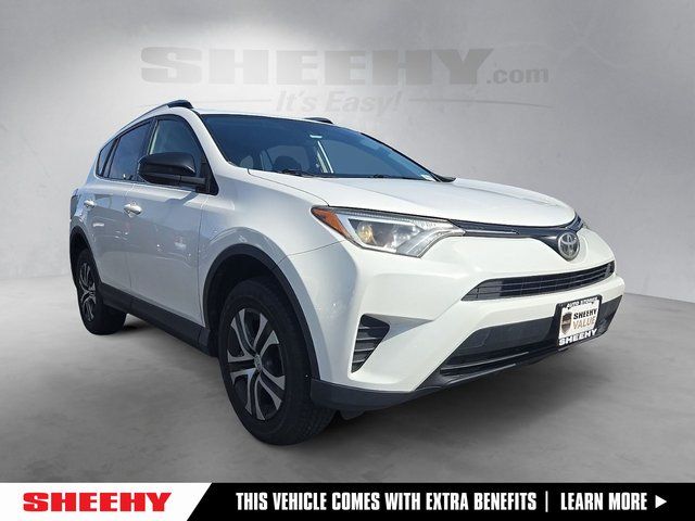 2017 Toyota RAV4 LE AWD