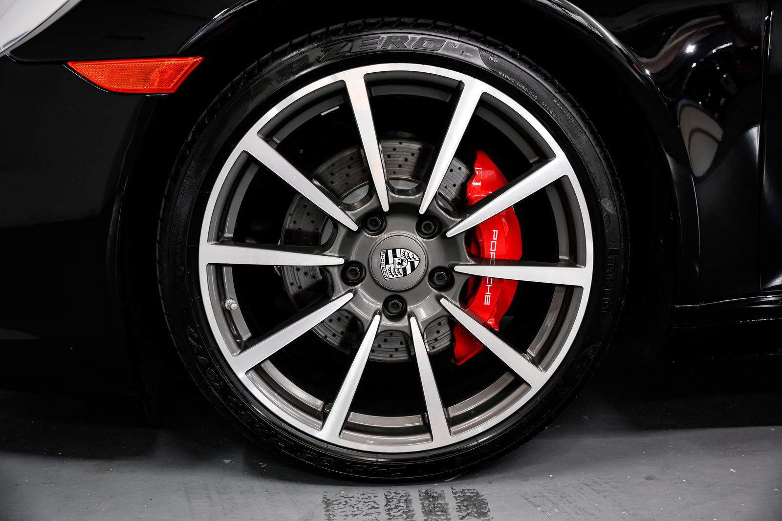 2014 Porsche 911 Carrera S — photo 39