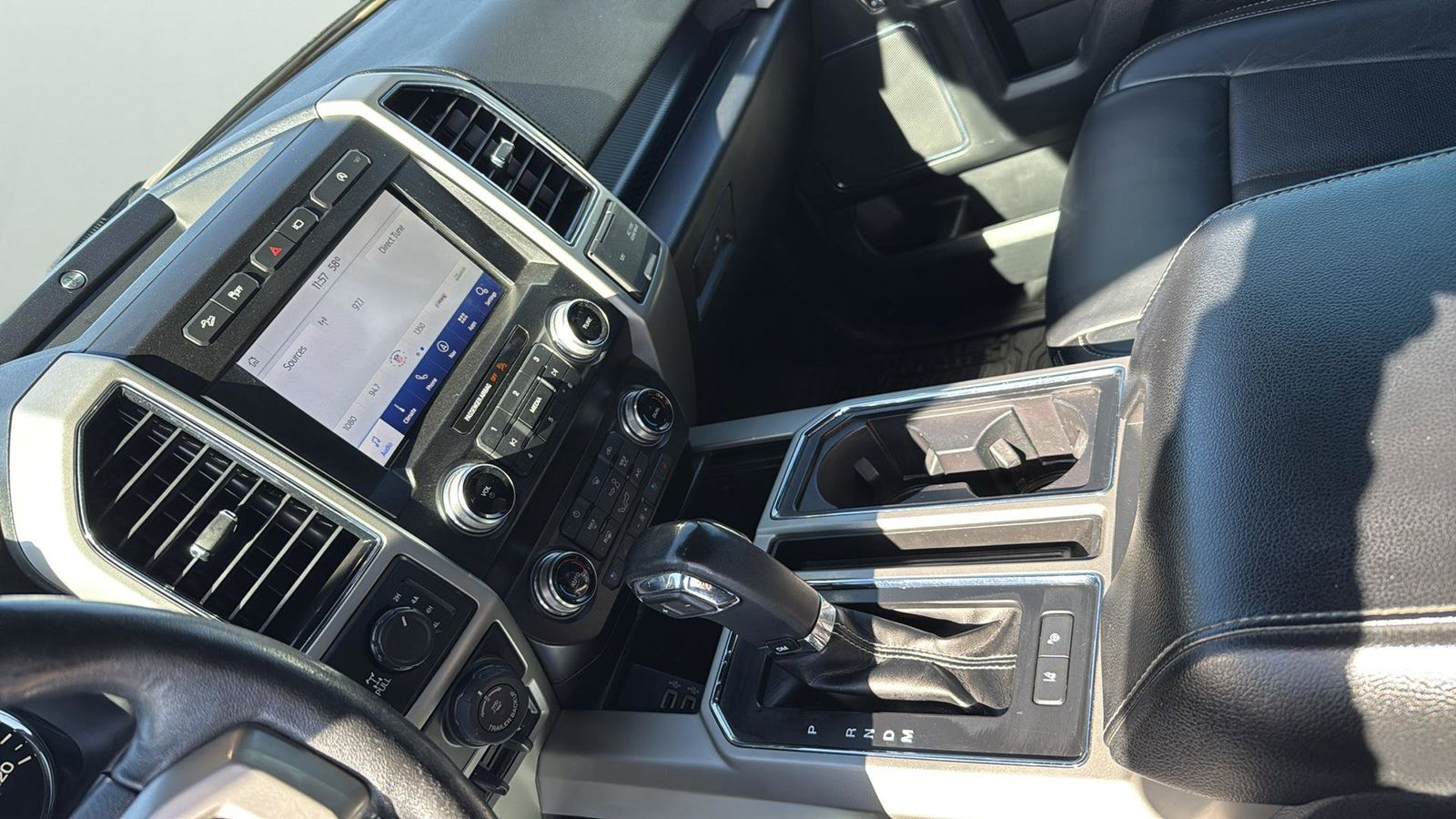 Used Car 2020 Ford F-150  Lariat For Sale Under $30,000 In Austin, Texas