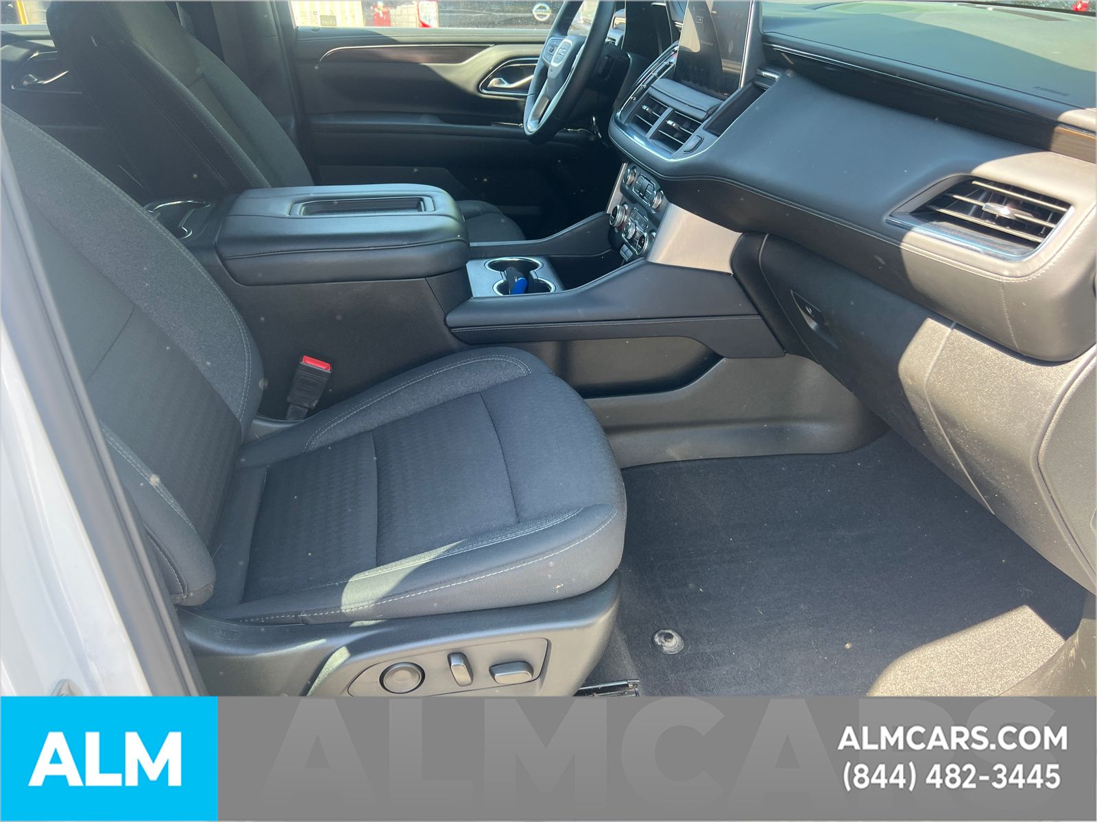Used 2024 White GMC SLE image 16