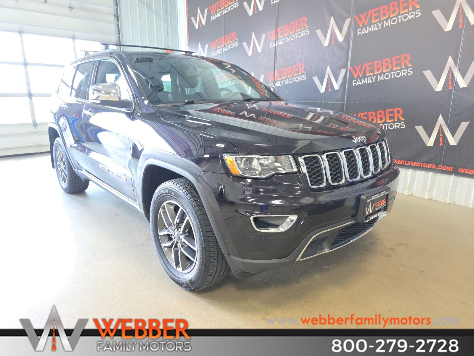 Red (Sangria Metallic Clearcoat) 2020 Jeep Grand Cherokee SUV / Crossover Four-Wheel Drive 8-Speed Automatic