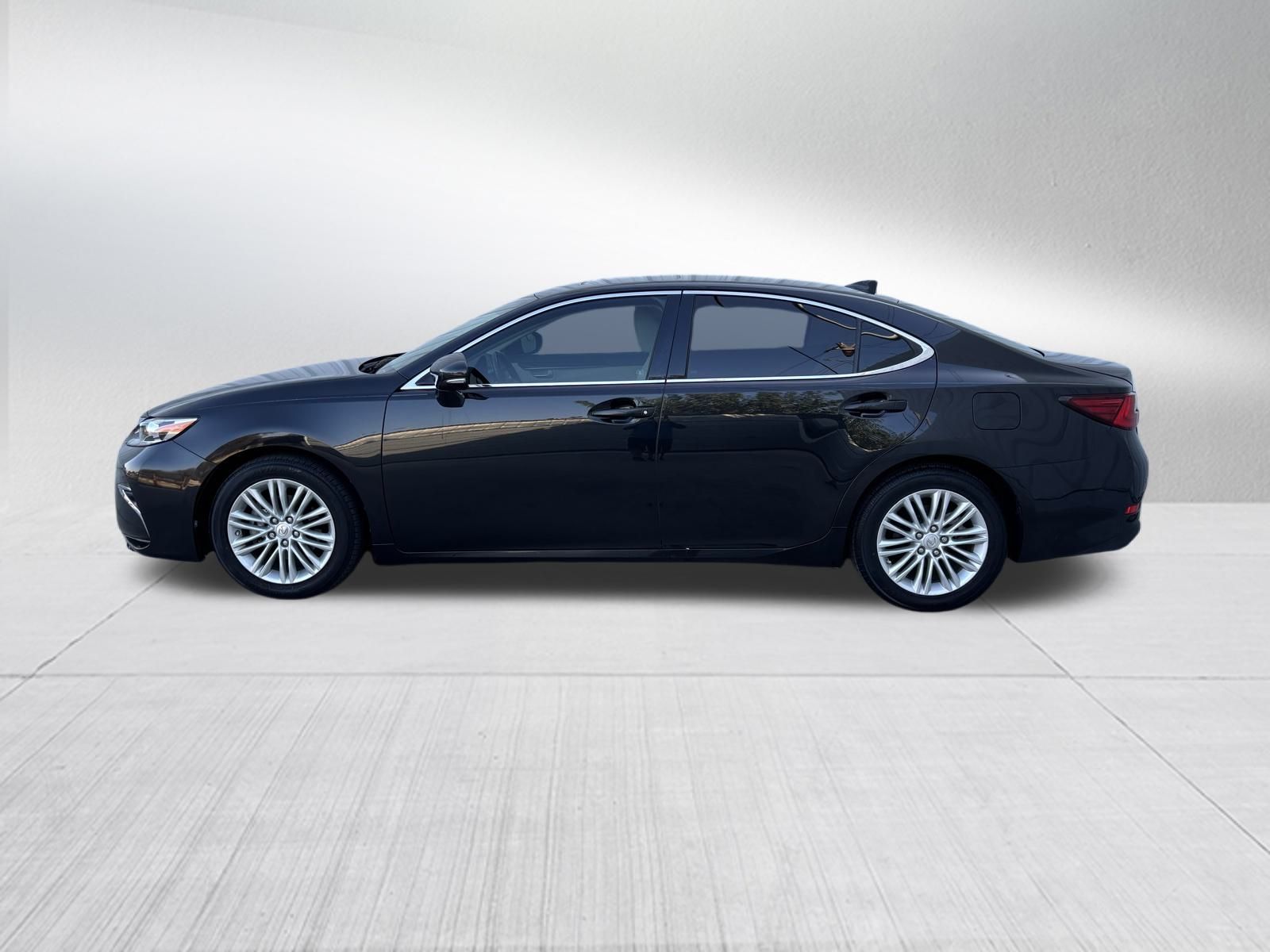 Used Car 2017 Lexus Es  350 For Sale Under $25,000 In Austin, Texas