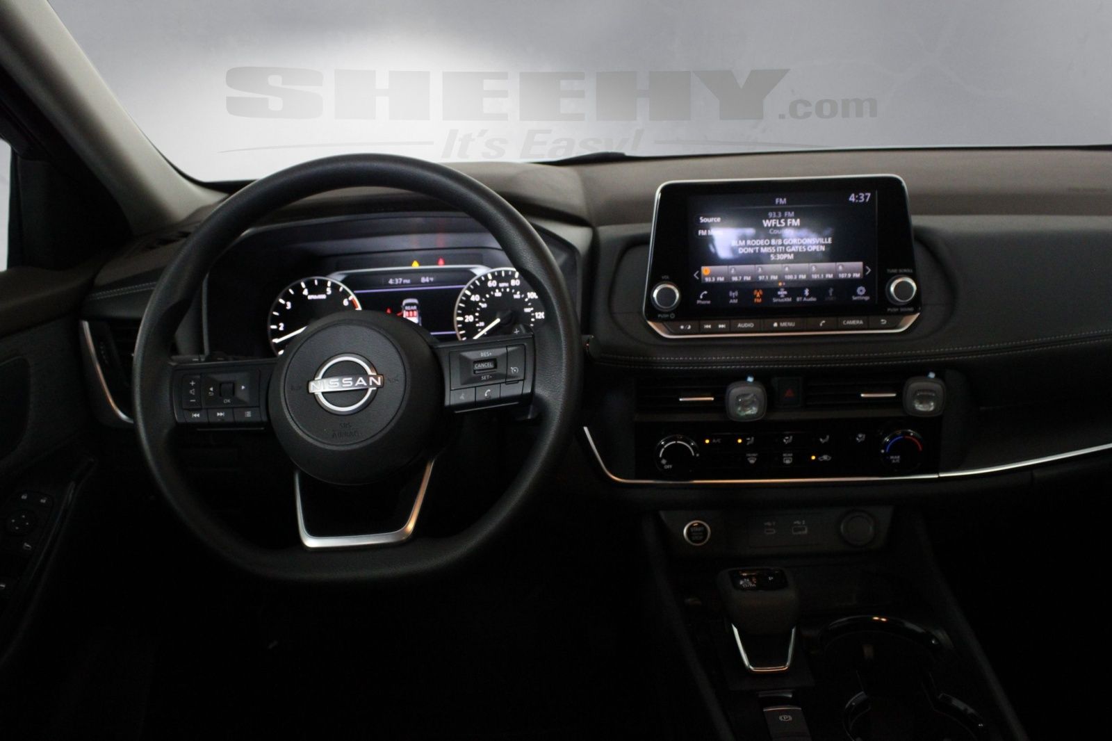 Used 2023 Gray Nissan S image 3