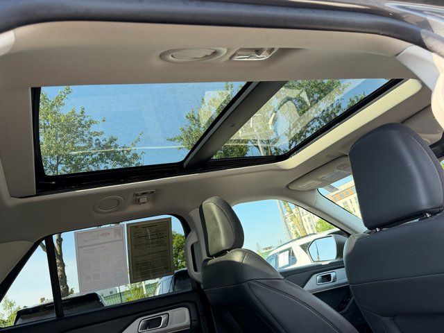 Certified Used 2025 Carbonized Gray Metallic Ford Active image 11
