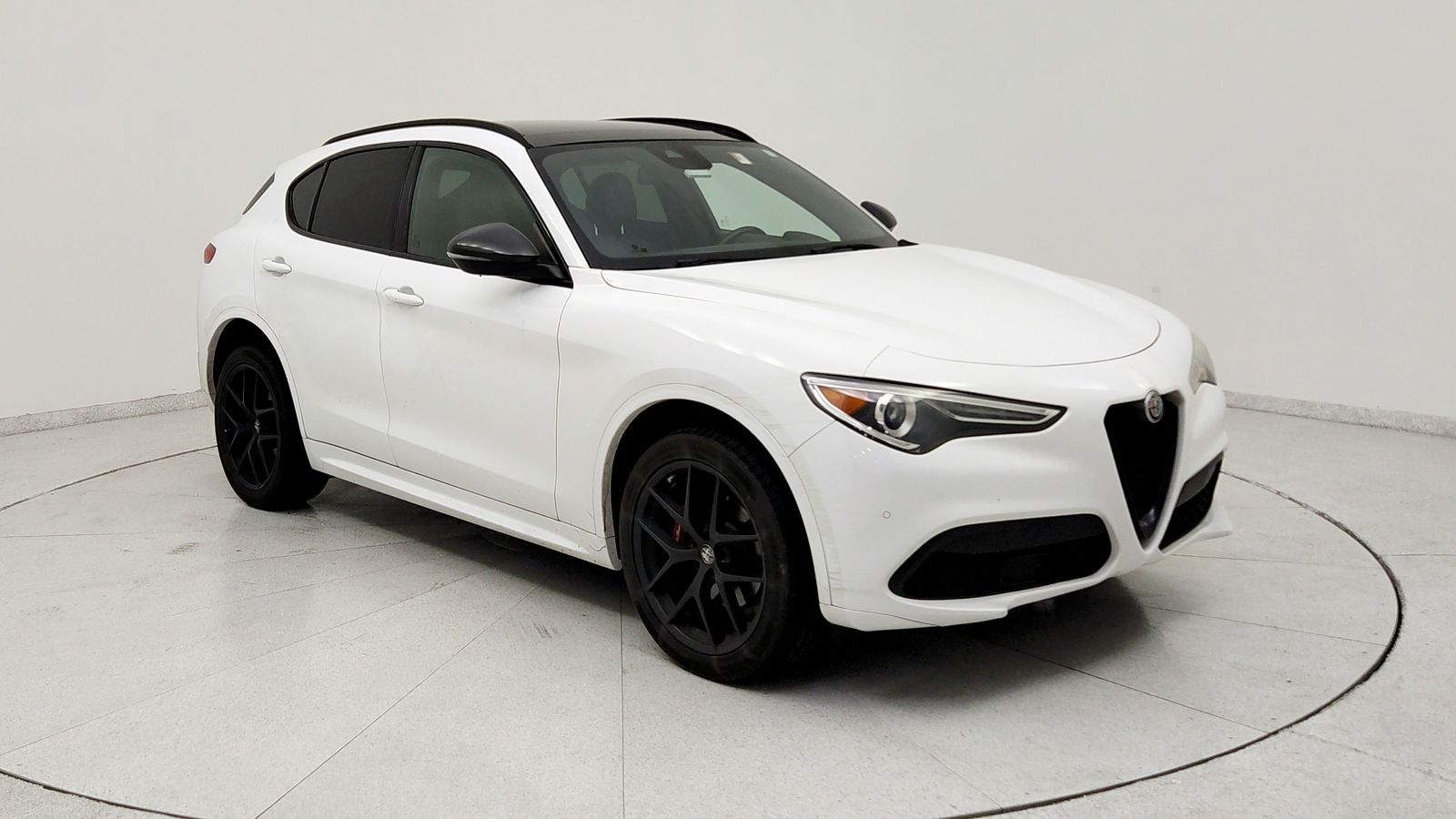 White 2020 Alfa Romeo Stelvio Ti Sport AWD SUV / Crossover All-Wheel Drive 8-Speed Automatic