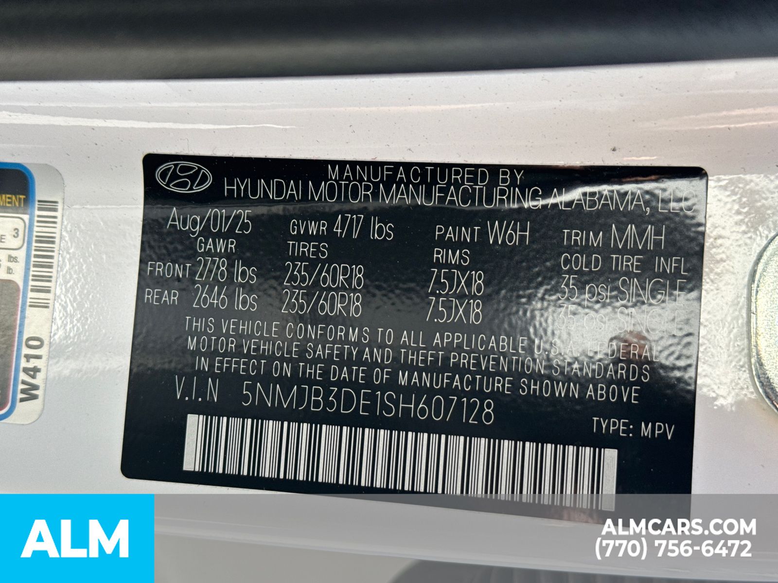 Used 2025 White Hyundai SEL image 37