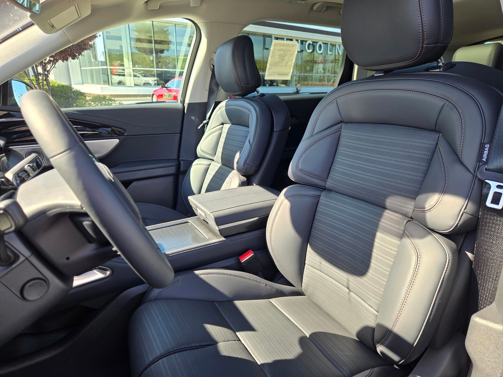 New 2026 White Lincoln Reserve image 12