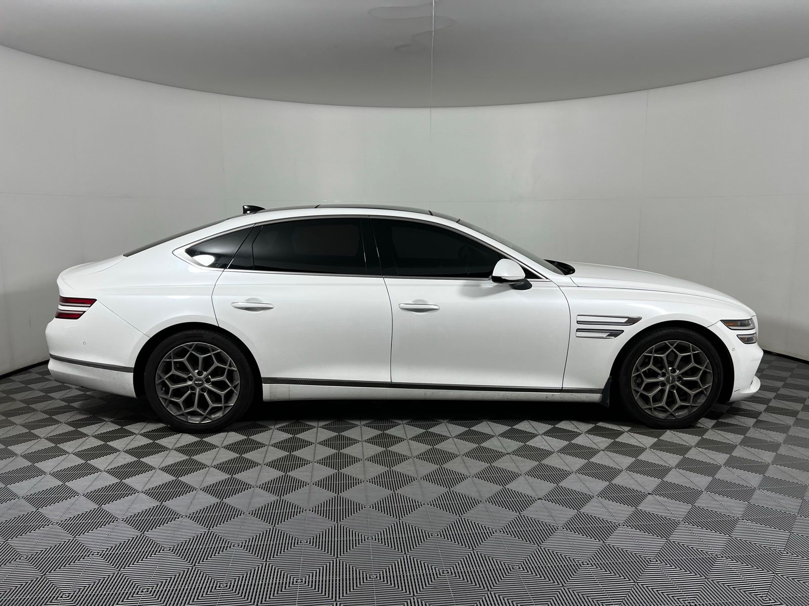2022 Genesis G80 2.5T 4