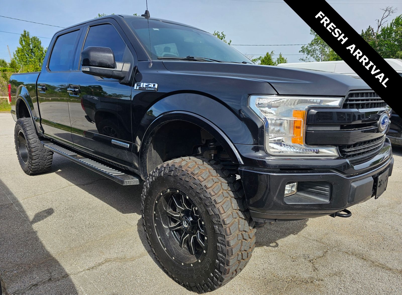 2019 Ford F-150 Lariat 4x4 SuperCrew 5-1/2 Box's photo