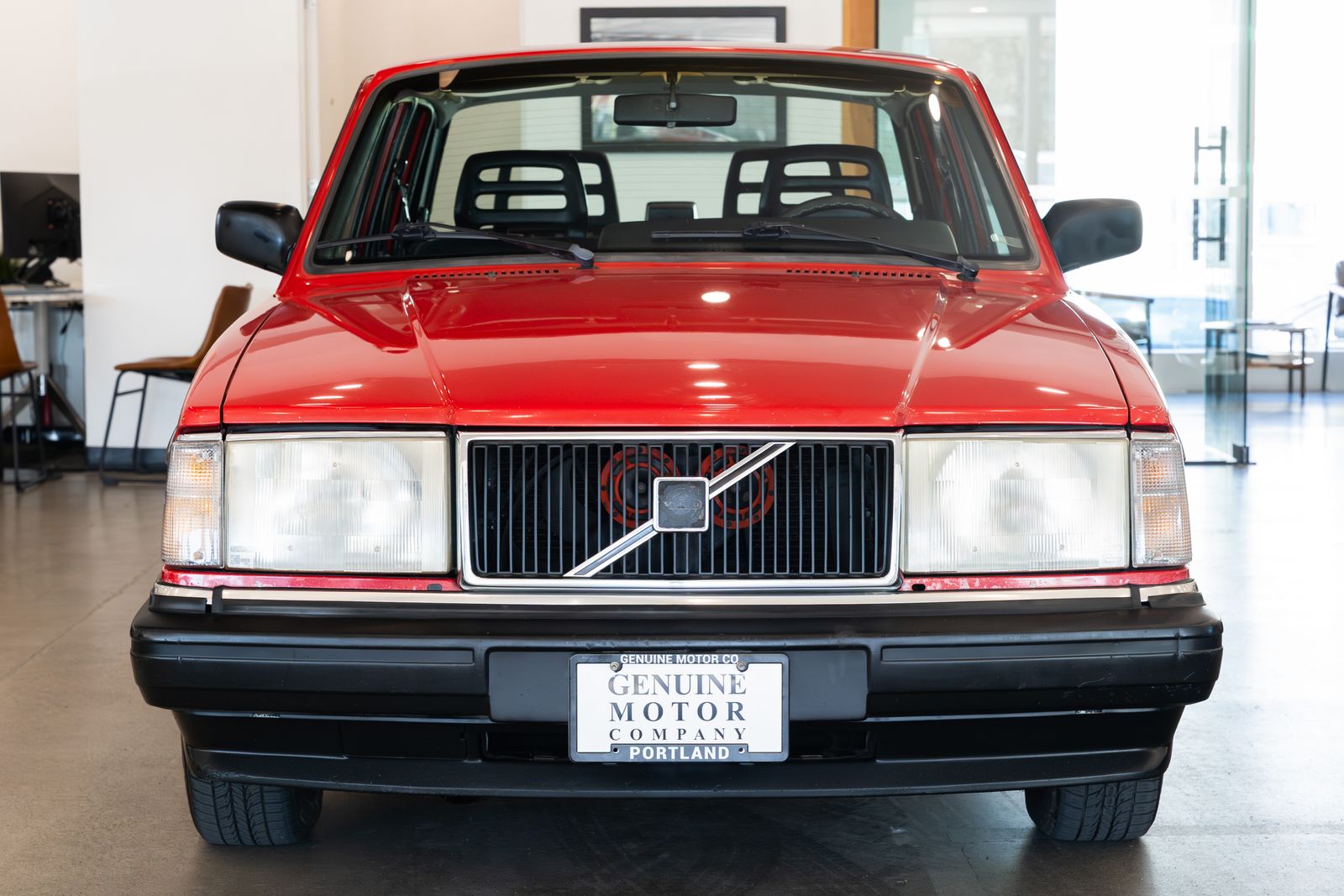 View vehicle photo 2