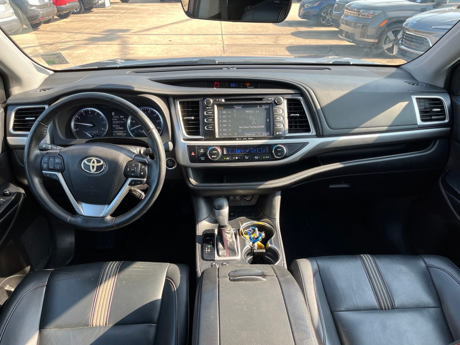 2019 Toyota Highlander SE - 8