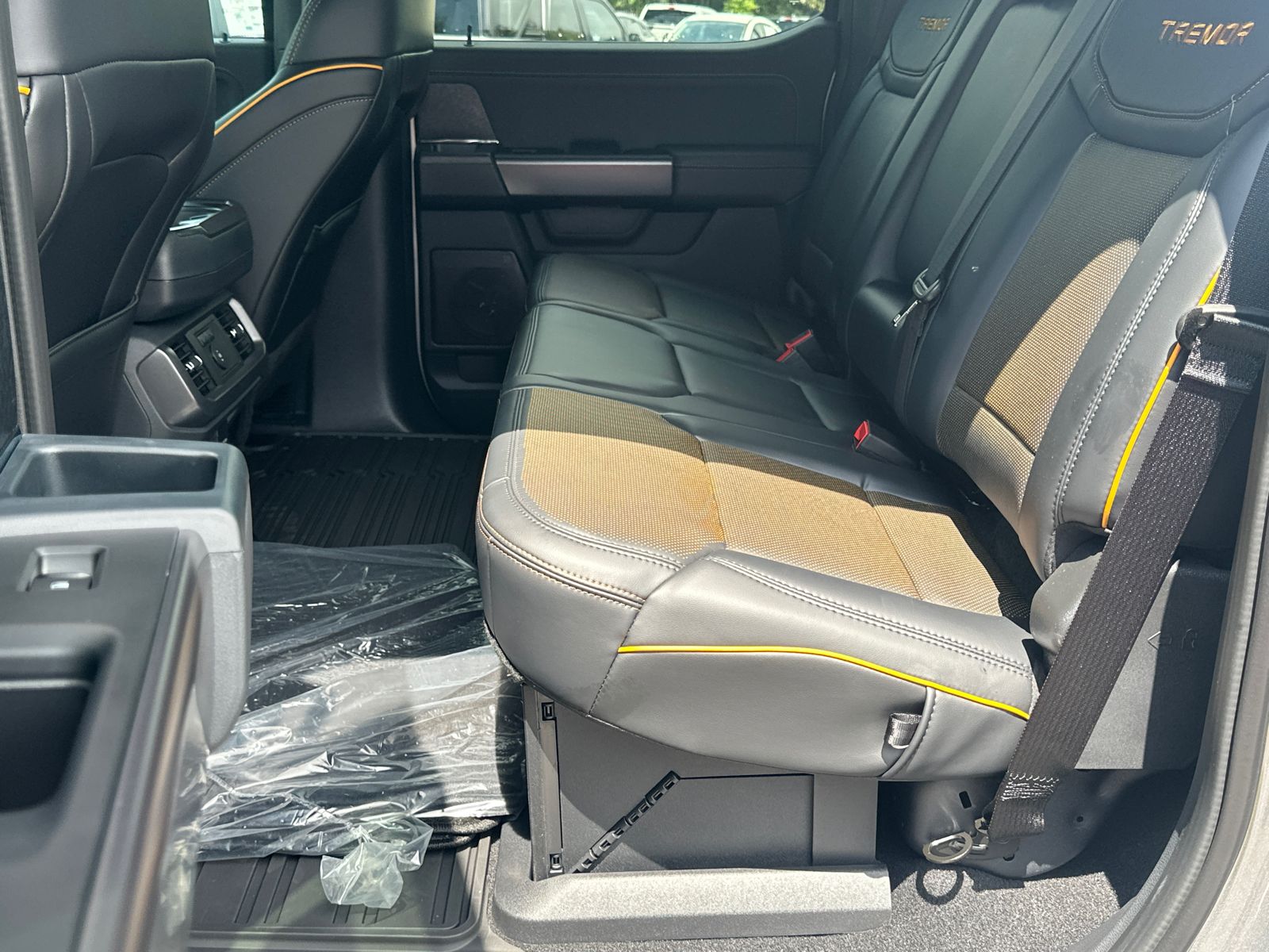 New 2026 Iconic Silver Metallic Ford Tremor® image 22