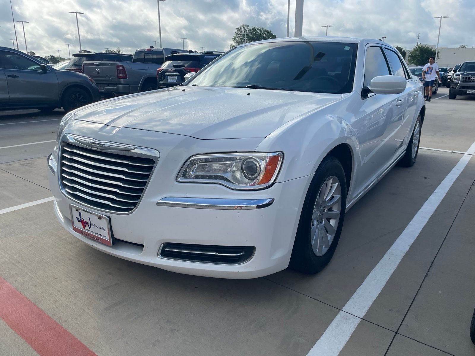 Bright White Clearcoat 2014 Chrysler 300 RWD Sedan Rear-Wheel Drive 8-Speed Automatic