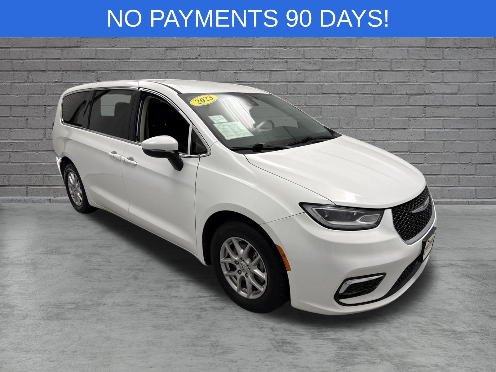 2023 Chrysler Pacifica Touring L