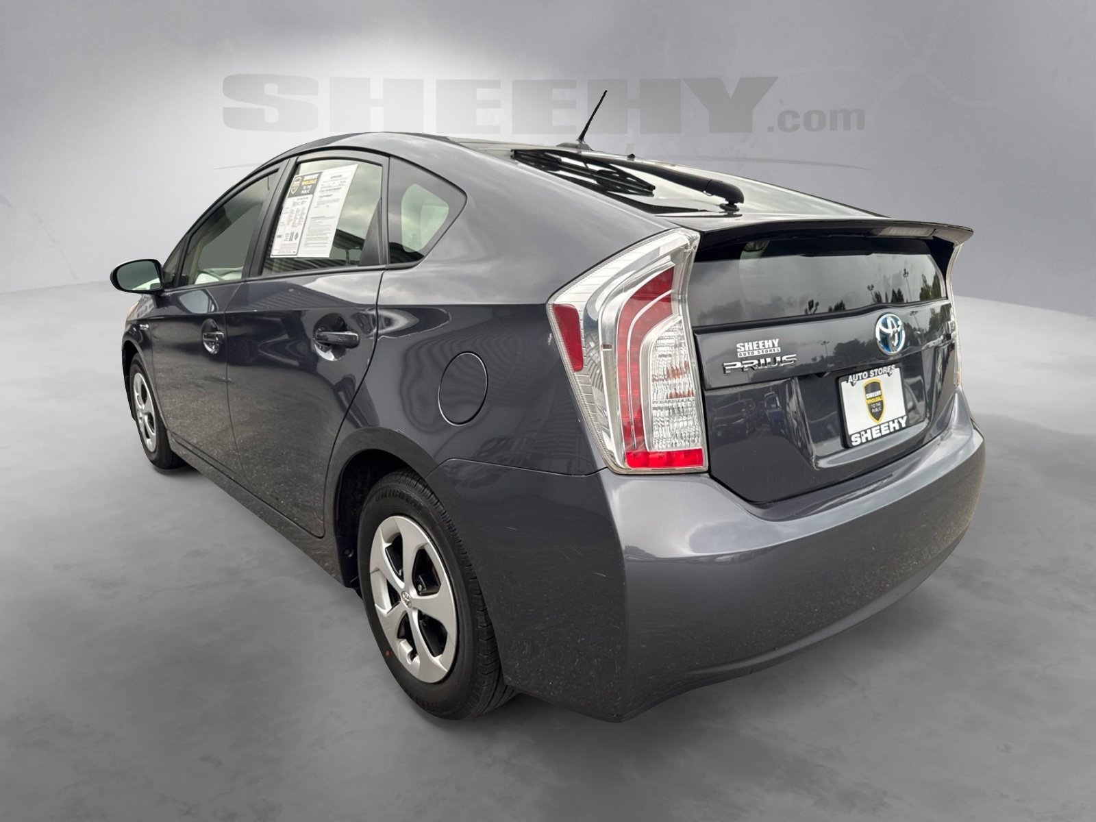 Used 2015 Winter Gray Metallic Toyota Four image 15
