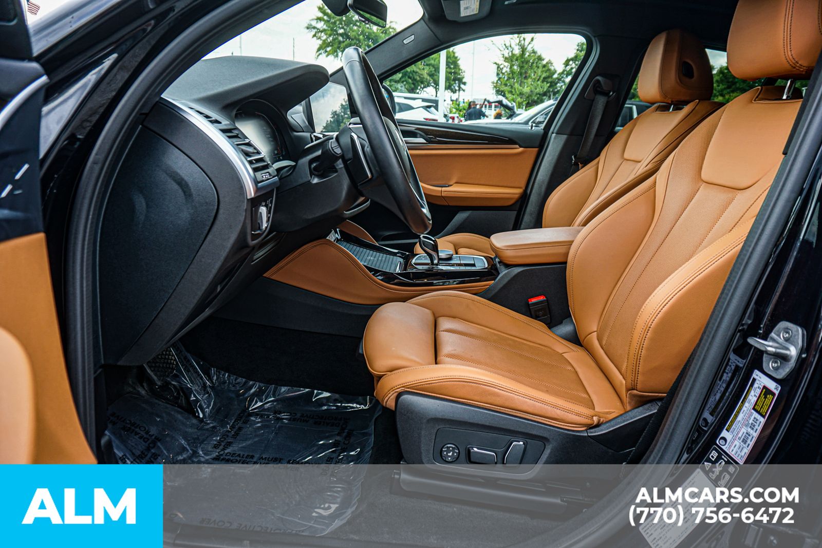 Used 2025 Black BMW xDrive30i image 21