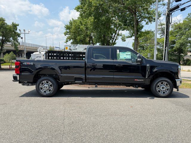 New 2026 Agate Black Metallic Ford Lariat image 7