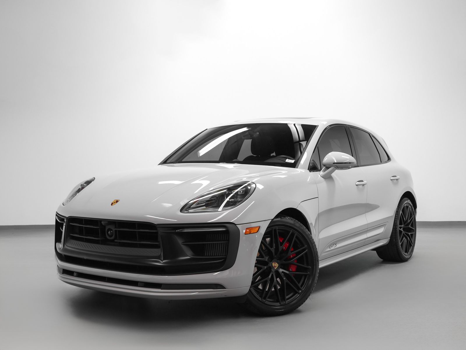 Chalk 2023 Porsche Macan GTS AWD SUV / Crossover All-Wheel Drive 7-Speed Automatic