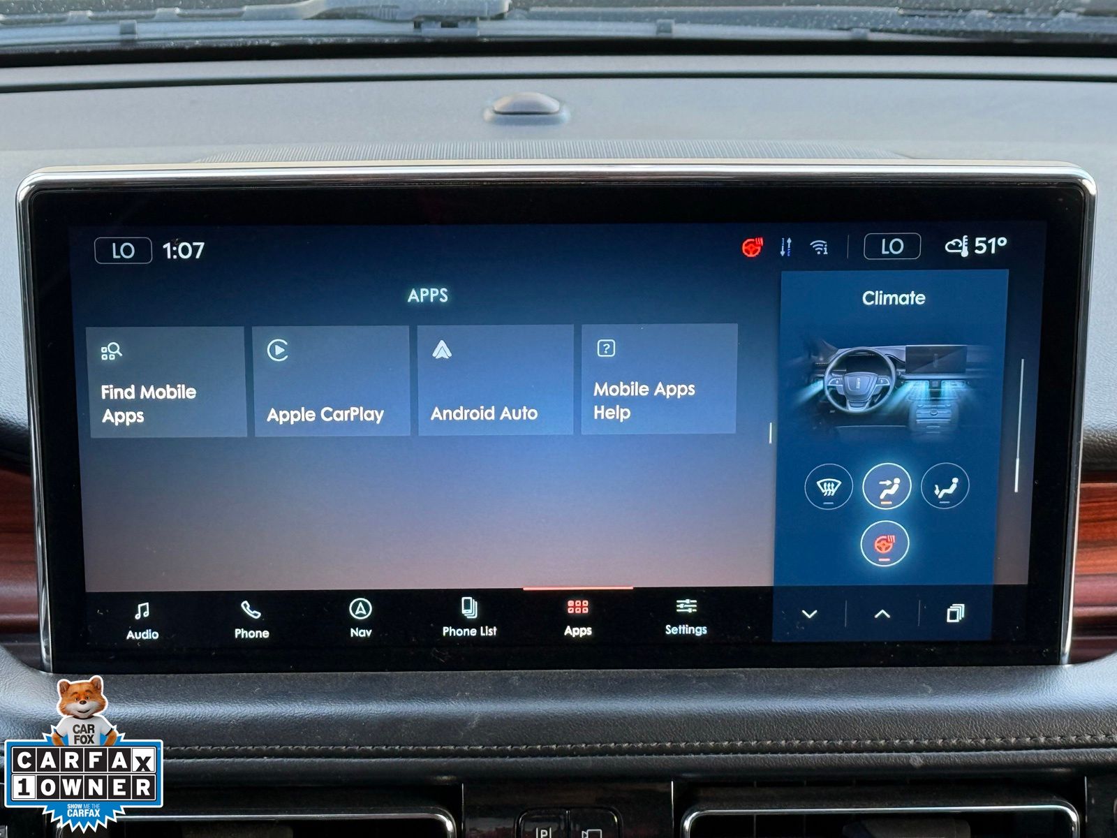 View vehicle photo 4