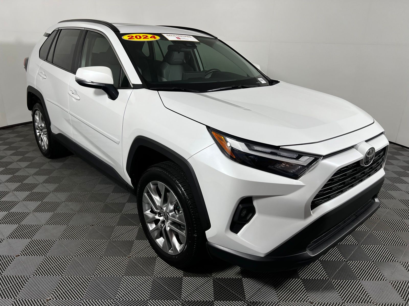 Thumbnail: 2024 Toyota RAV4 - 3