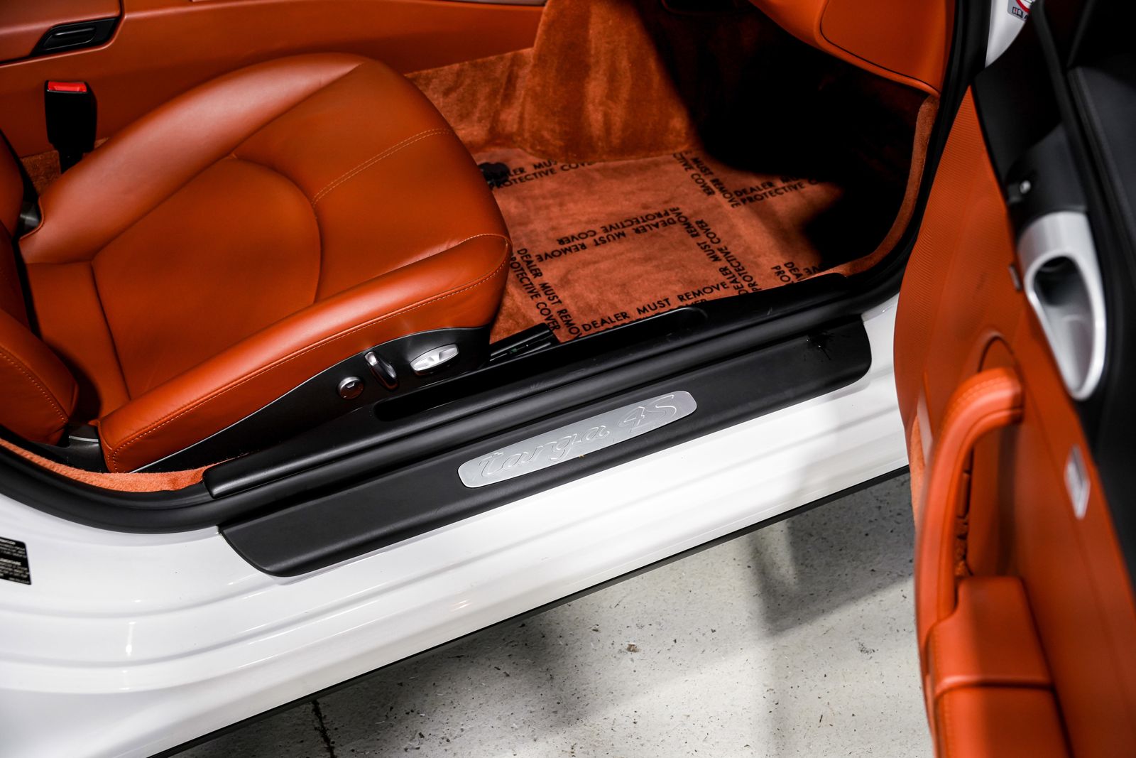 2010 Porsche 911 Targa 4S — photo 27