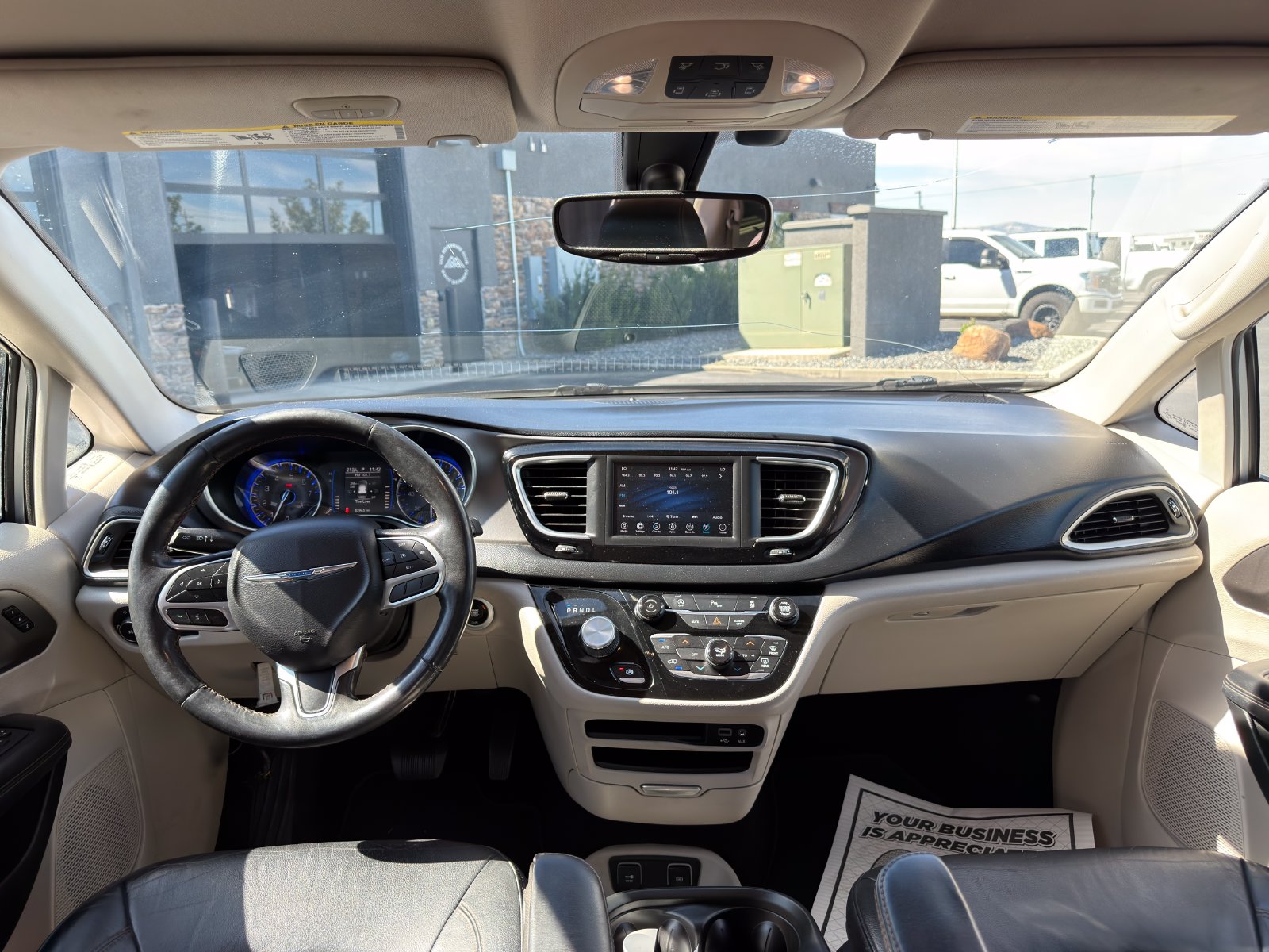 Used 2020 Chrysler Pacifica Van