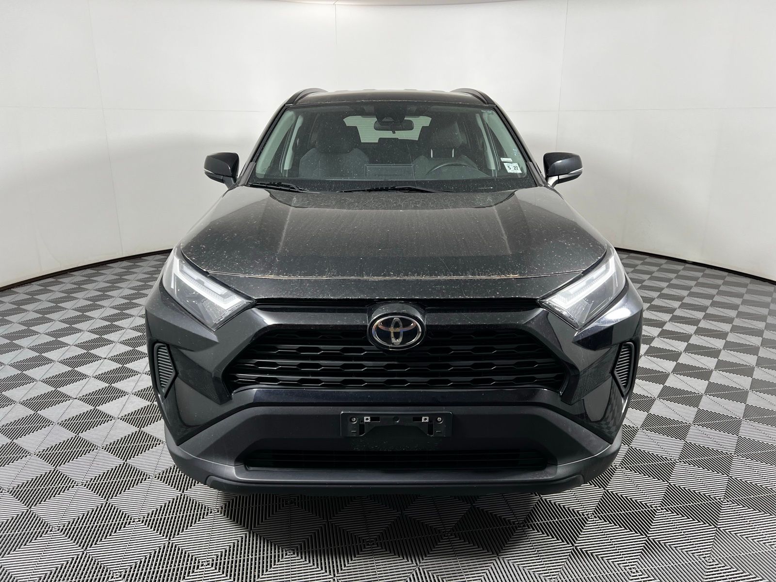 2024 Toyota RAV4 XLE 2