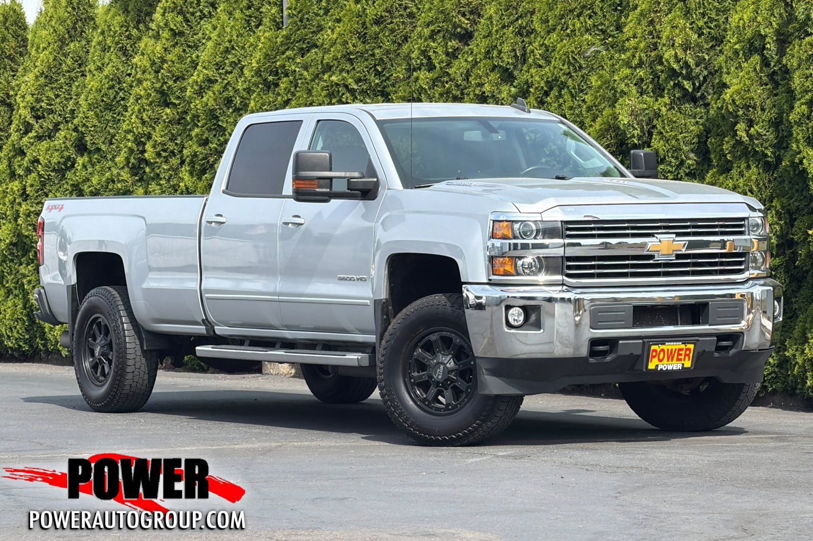 Silver Ice Metallic 2016 Chevrolet Silverado 3500HD Pickup Truck Four-Wheel Drive 6-Speed Automatic