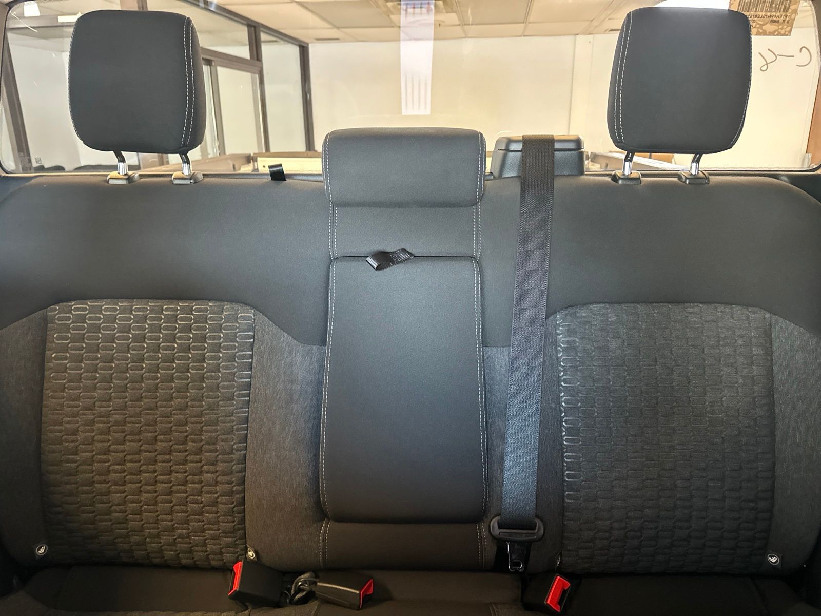 Certified Used 2025 Oxford White Ford XL image 25
