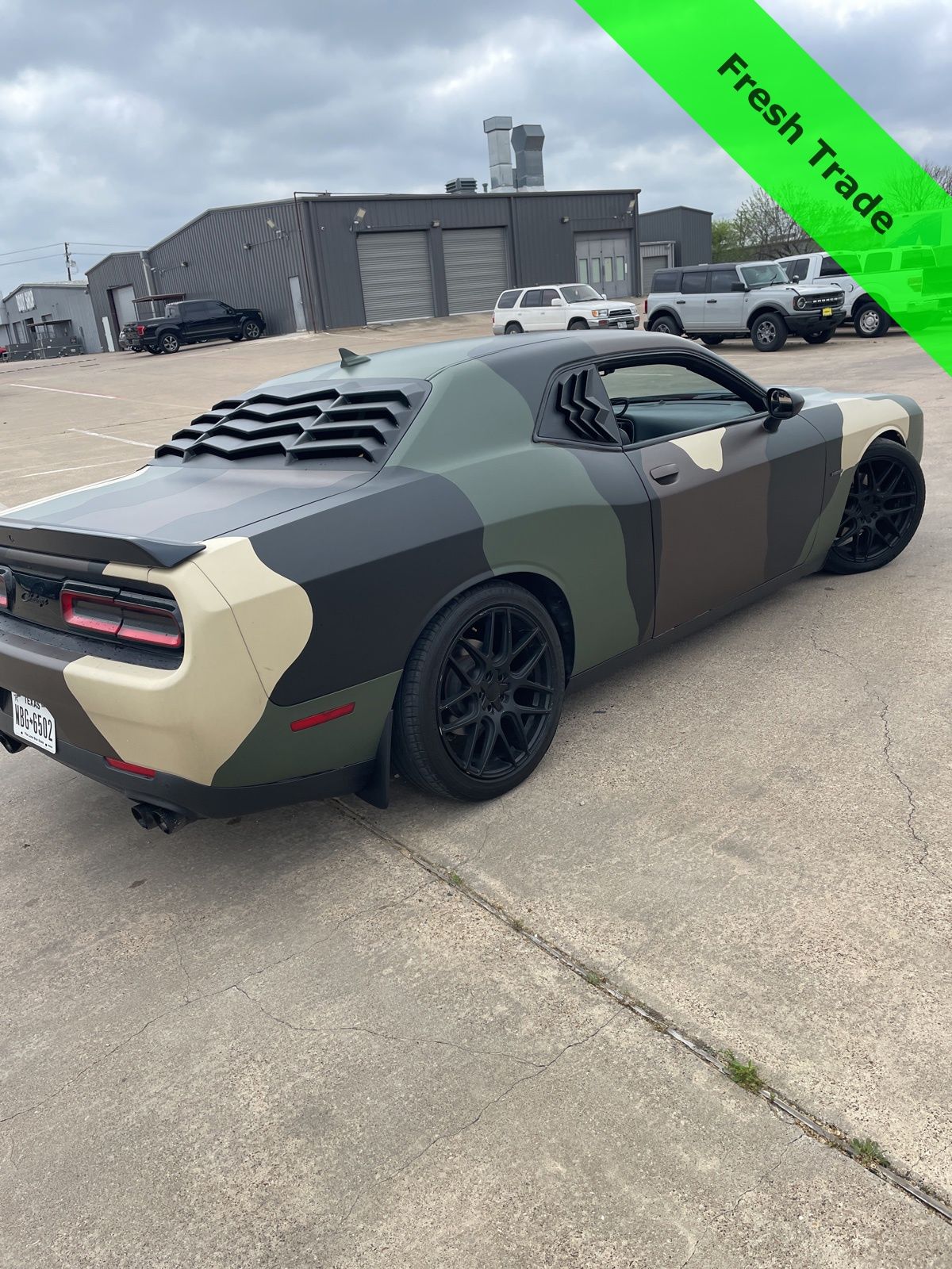 View vehicle photo 2