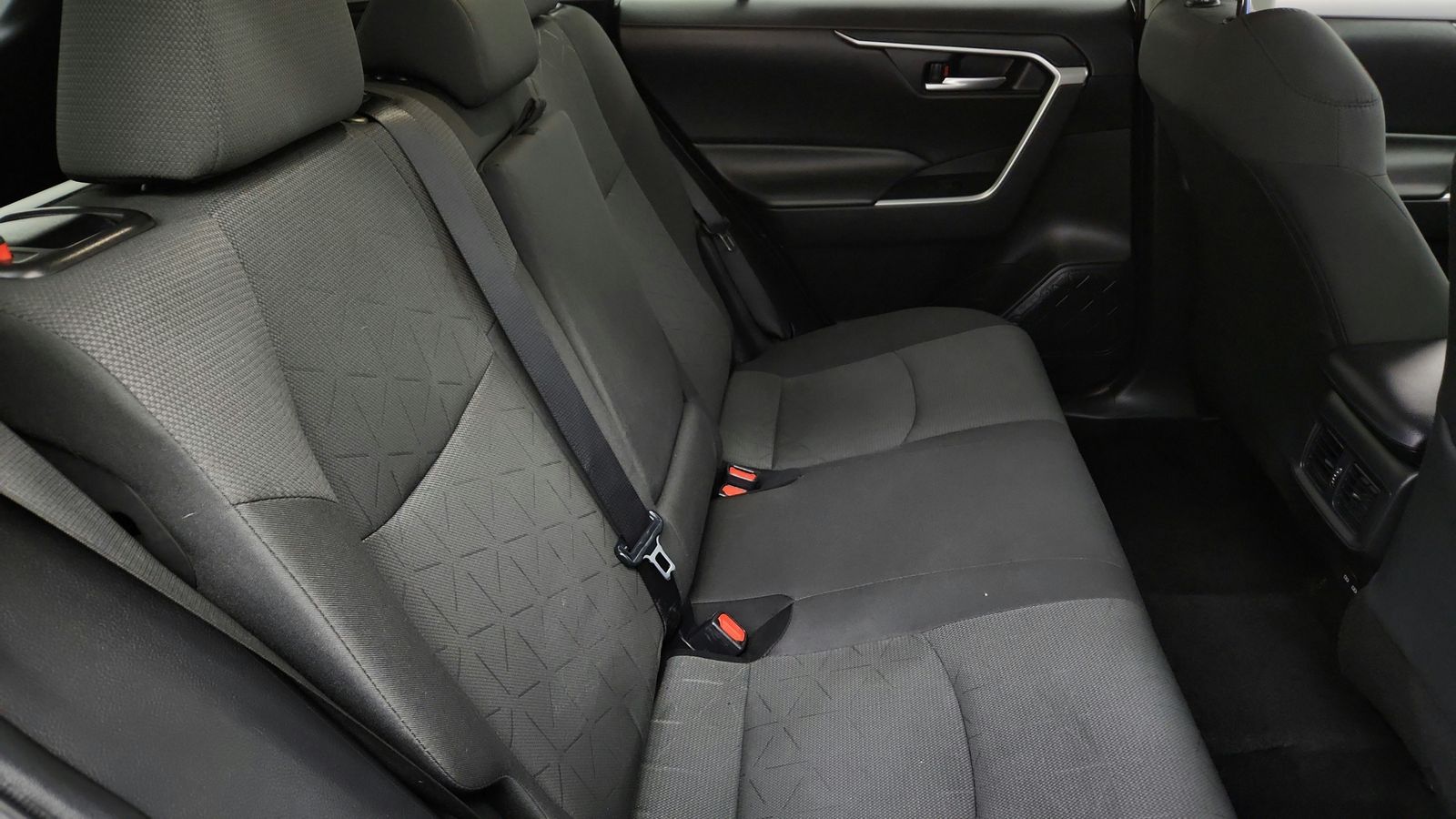 Used 2024  Toyota XLE image 42