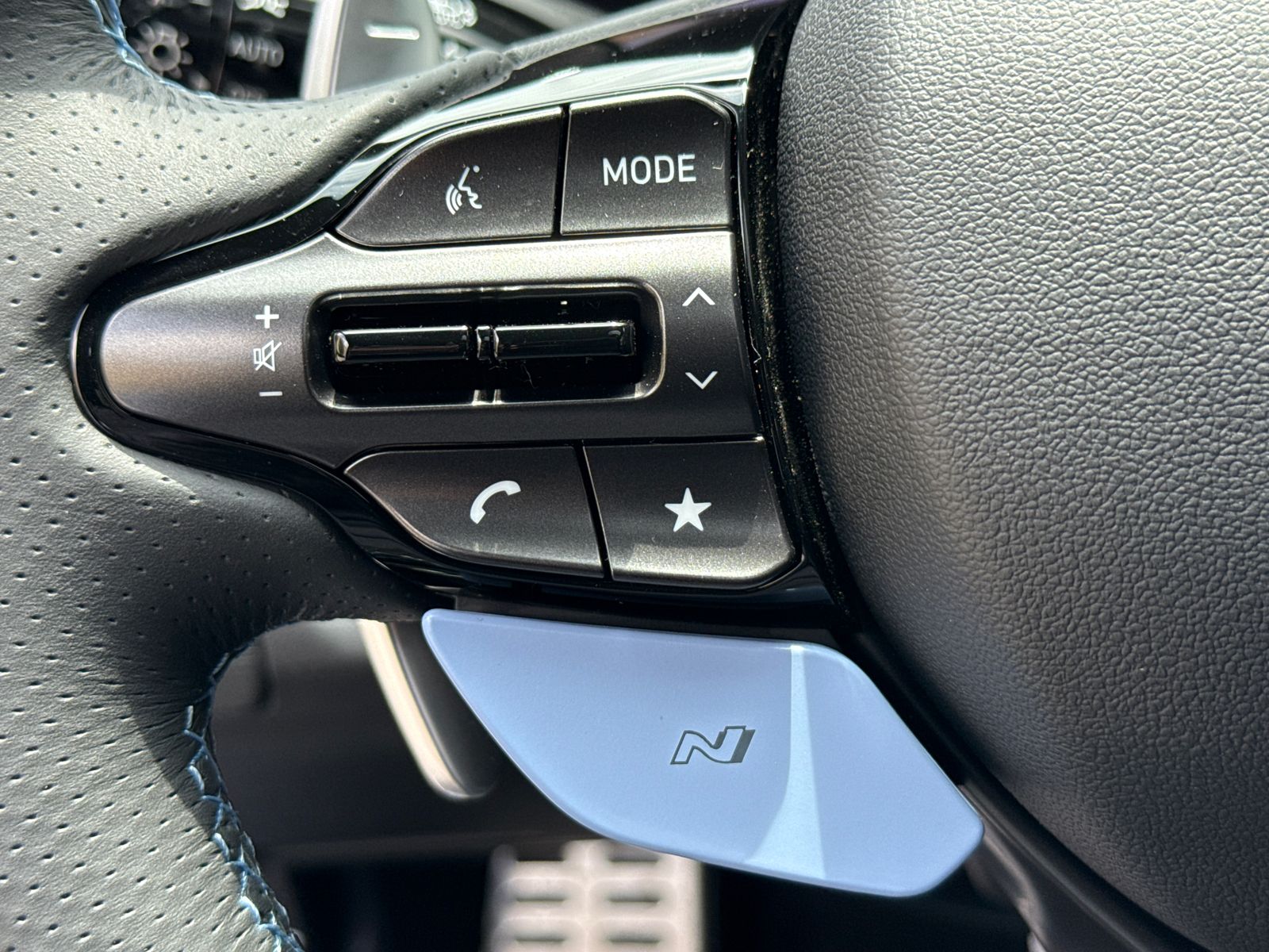 2025 Hyundai Elantra N Base photo 23