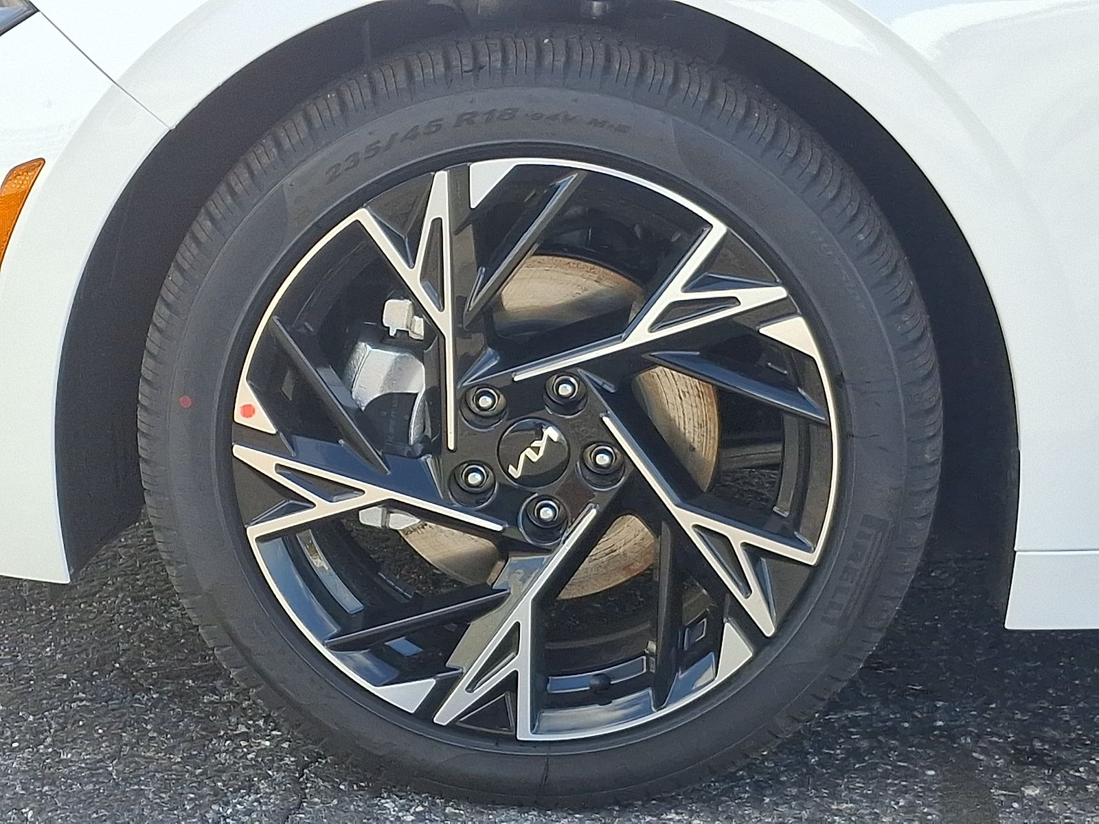 2026 Kia K5 GT-Line - Photo 8