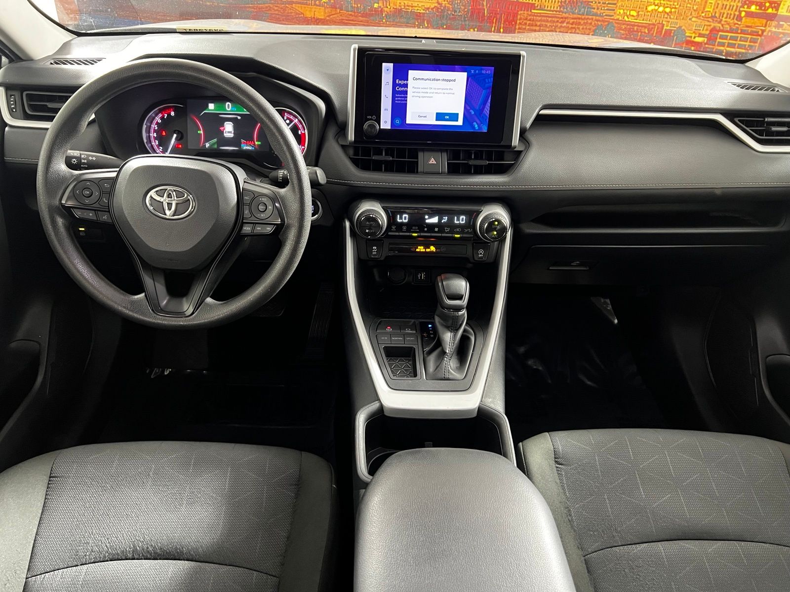 Thumbnail: 2025 Toyota RAV4 - 21