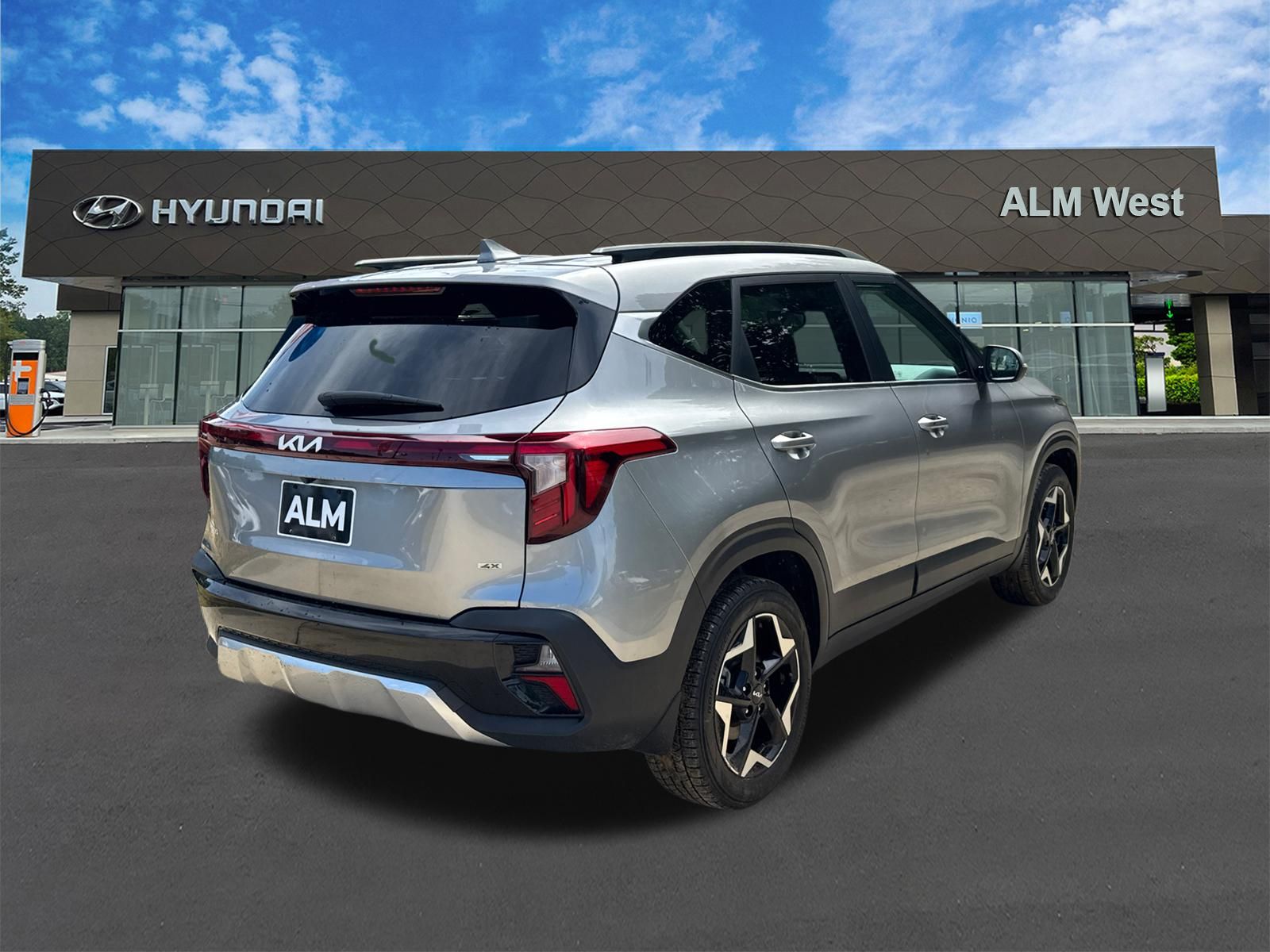 Used 2024 Steel Gray Kia EX image 5