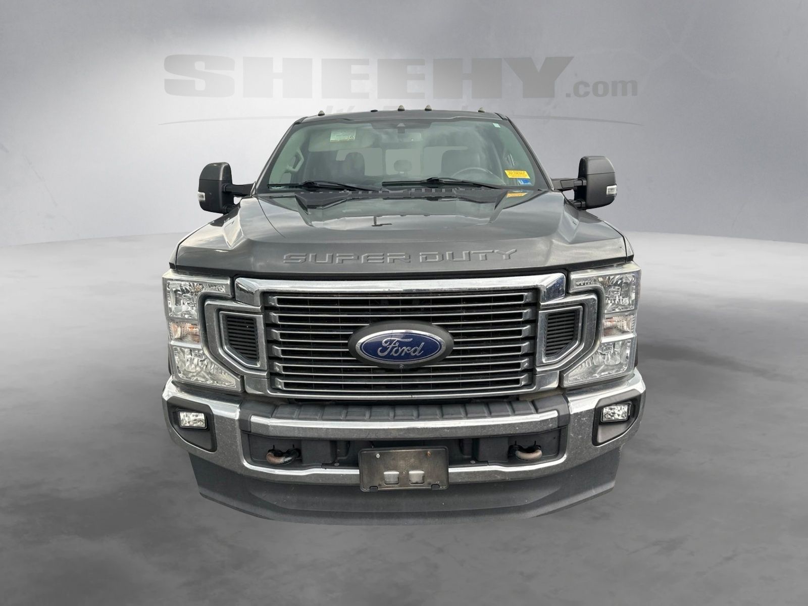 Used 2020 Magnetic Metallic Ford Lariat image 16