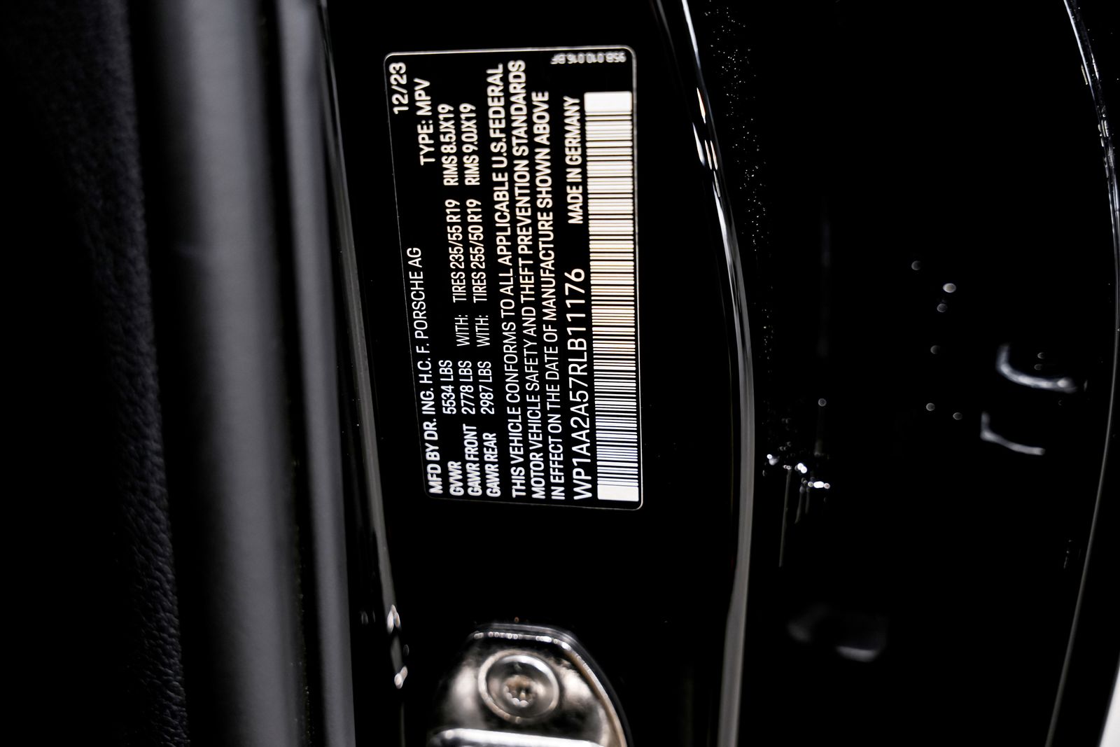 2024 Porsche Macan Base — photo 47