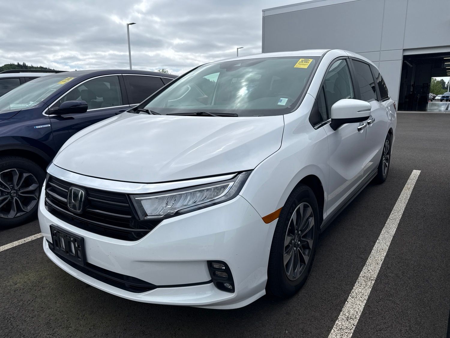 2024 Honda Odyssey EX-L's photo