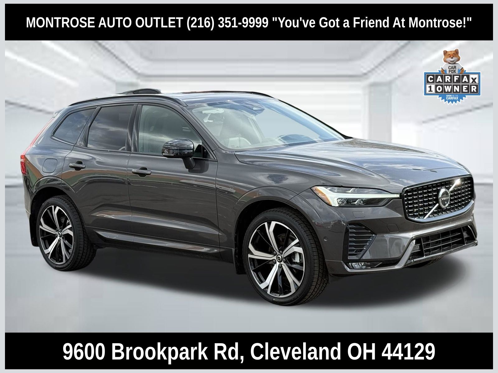 Platinum Gray Metallic 2023 Volvo XC60 B5 Ultimate Dark Theme AWD SUV / Crossover All-Wheel Drive Automatic
