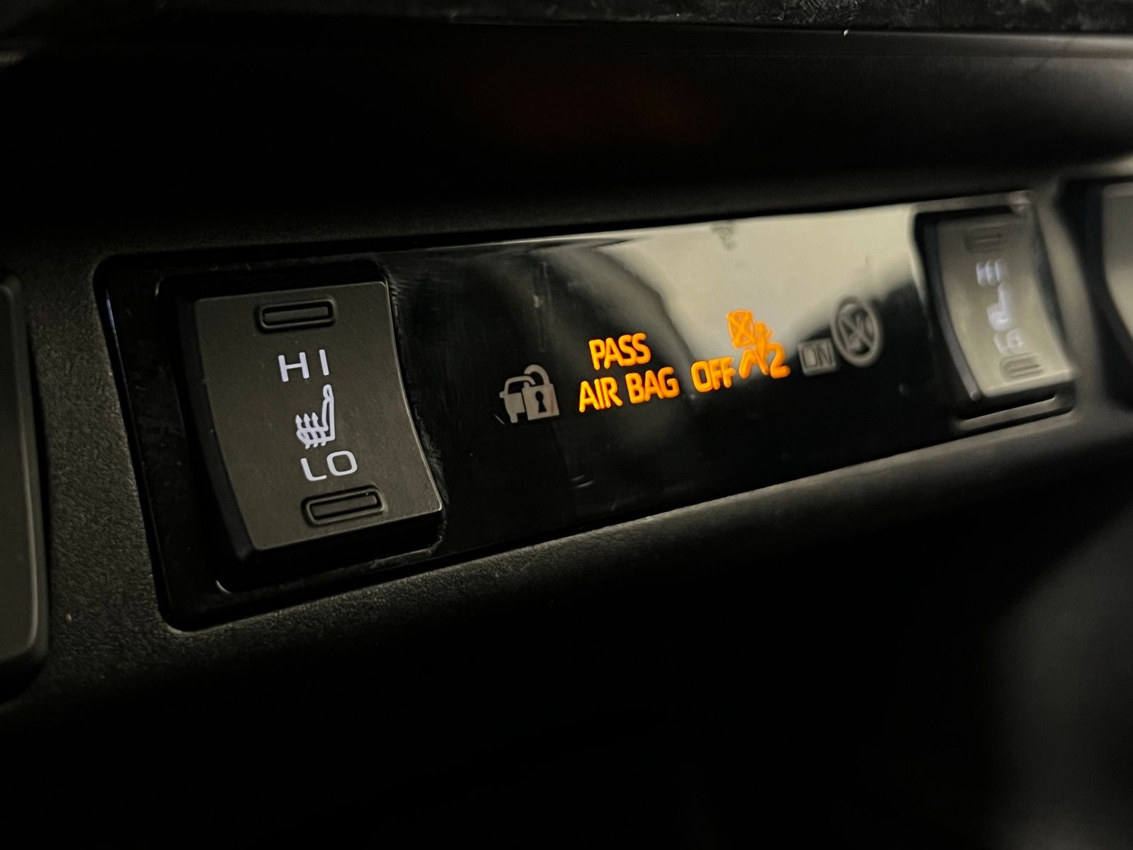 Thumbnail: 2024 Toyota RAV4 - 20