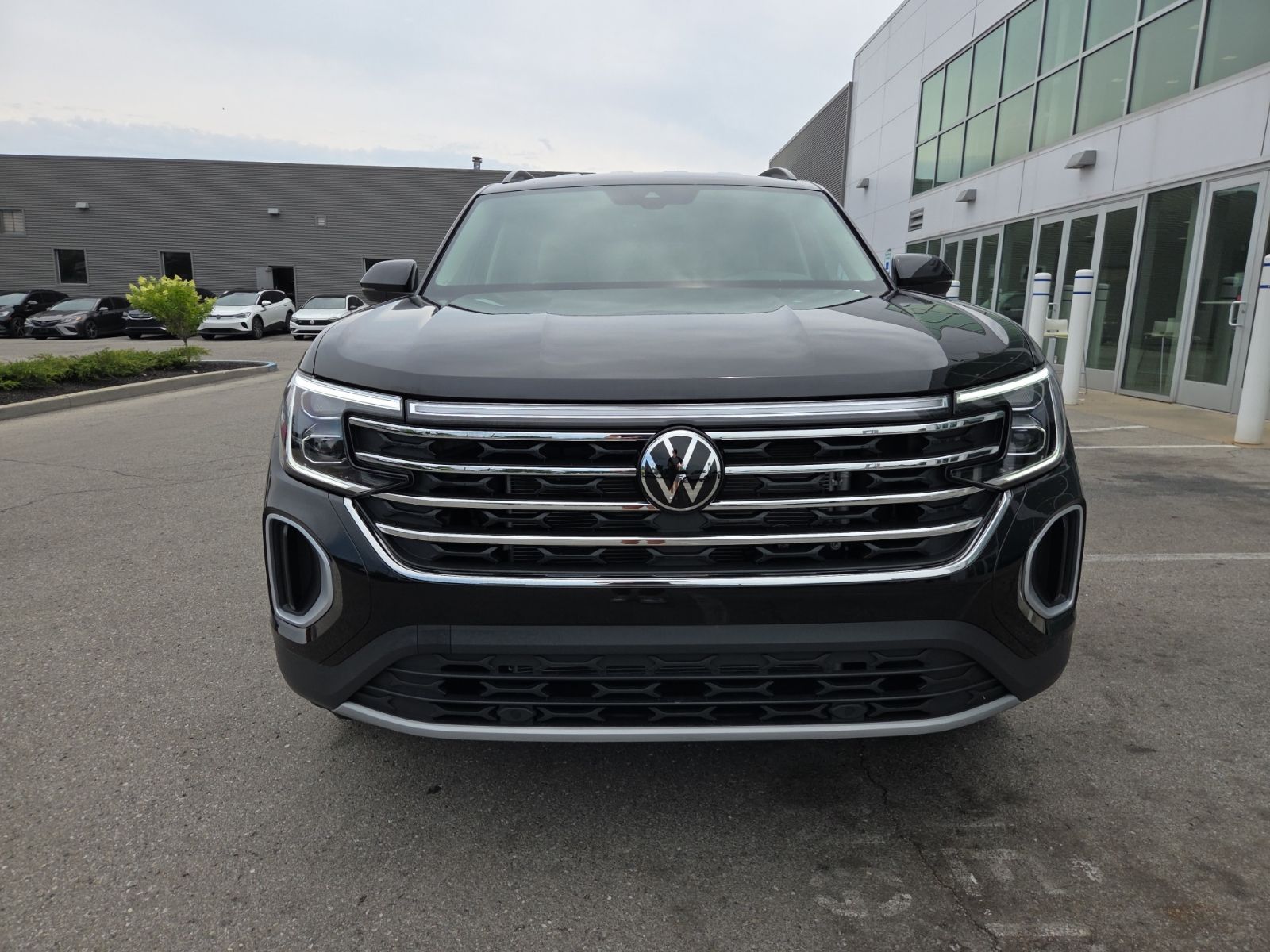 new 2026 Volkswagen Atlas car, priced at $40,234