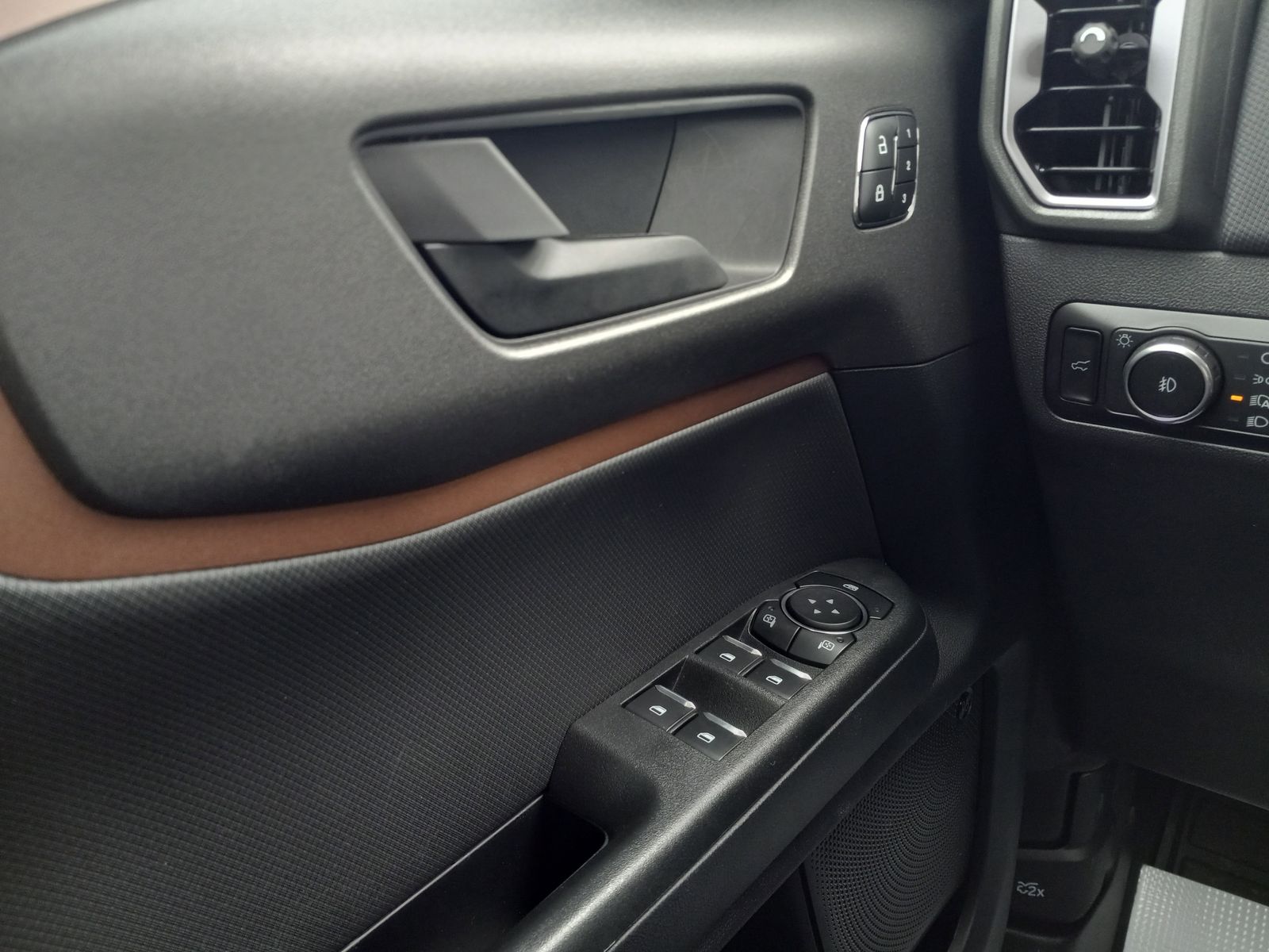 2025 Ford Bronco Sport image 27