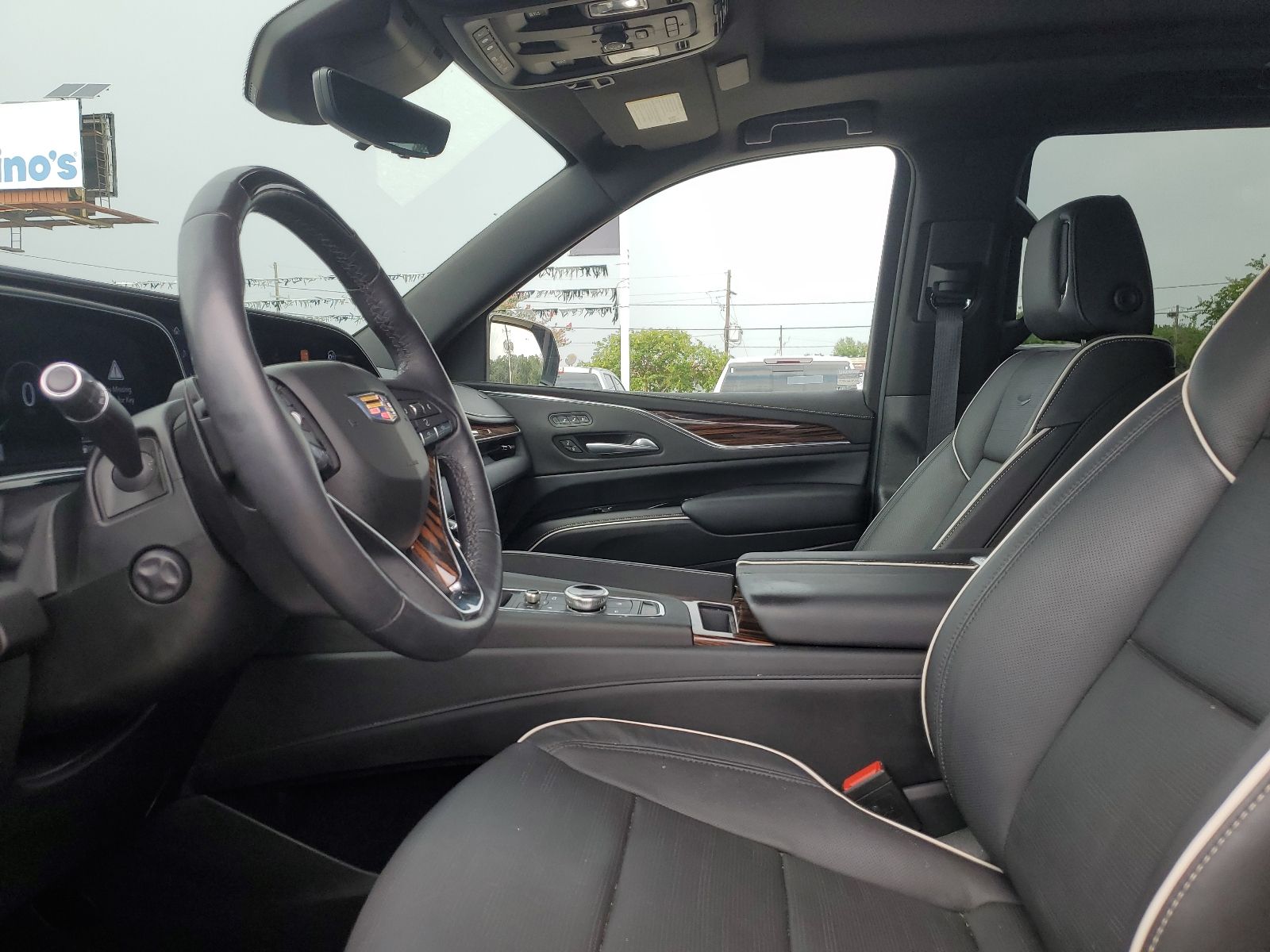 2024 Cadillac Escalade Premium Luxury - 7