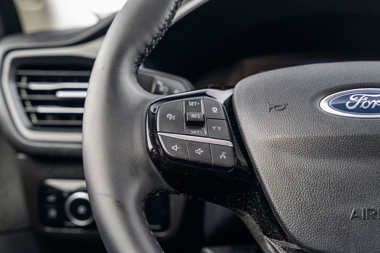 Used 2024 Ford Escape Plug-In Hybrid SUV