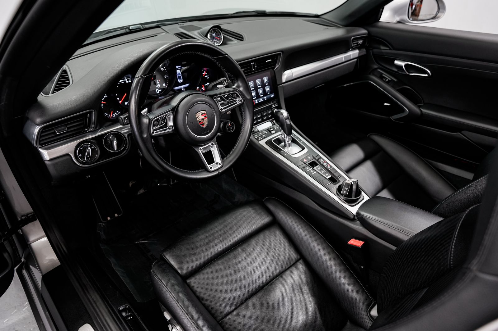 2018 Porsche 911 Carrera S — photo 9
