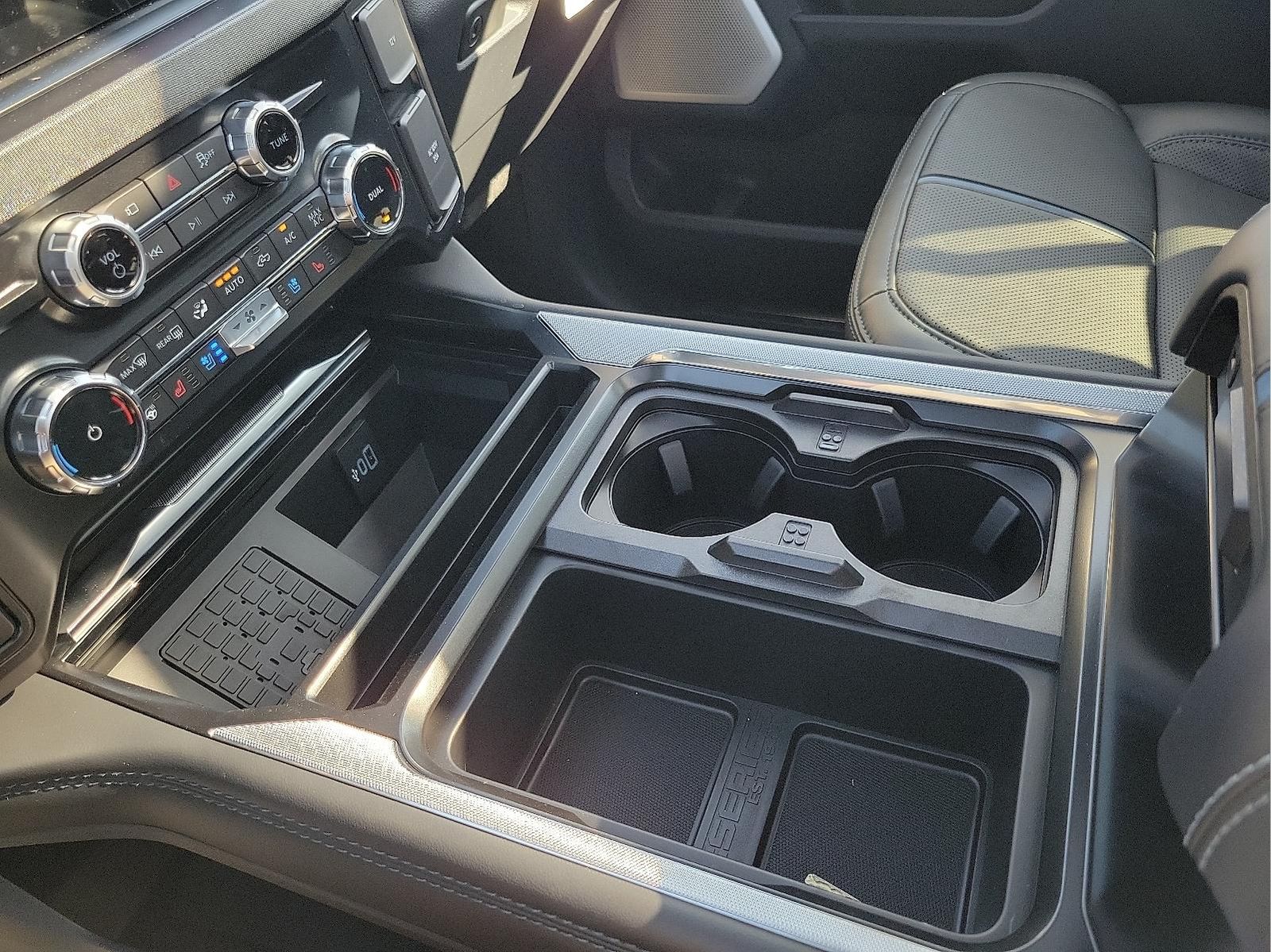 2026 Ford F-250 Super Duty Platinum - Photo 20