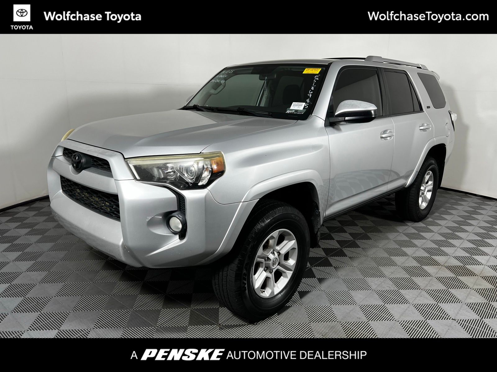 2014 Toyota 4Runner SR5 Hero Image